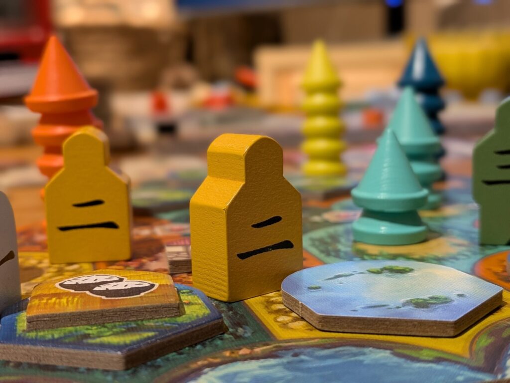 closeup of ringyo workers