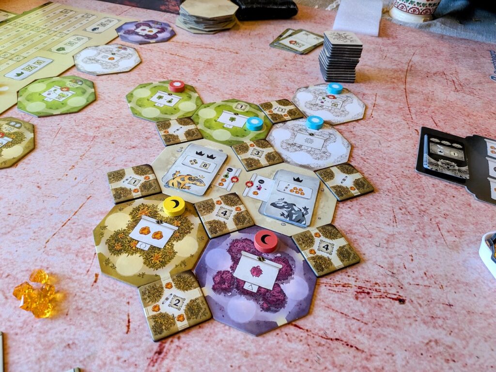 early game in salamandra